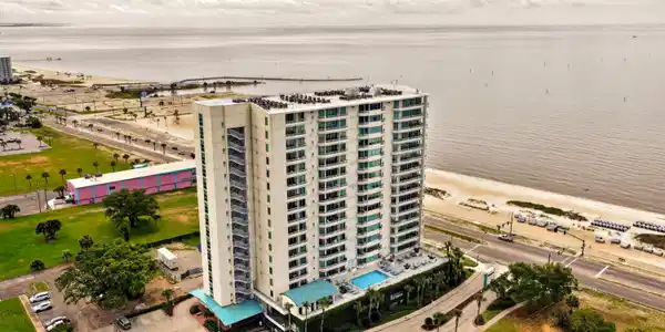 Image 3: OceanClub1206-2