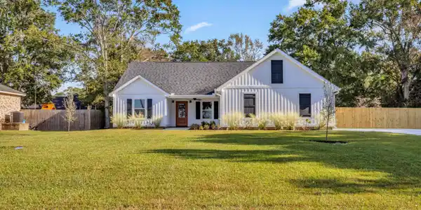 609 Tantallon Drive