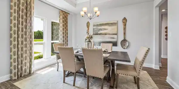 Image 3: Formal Dining