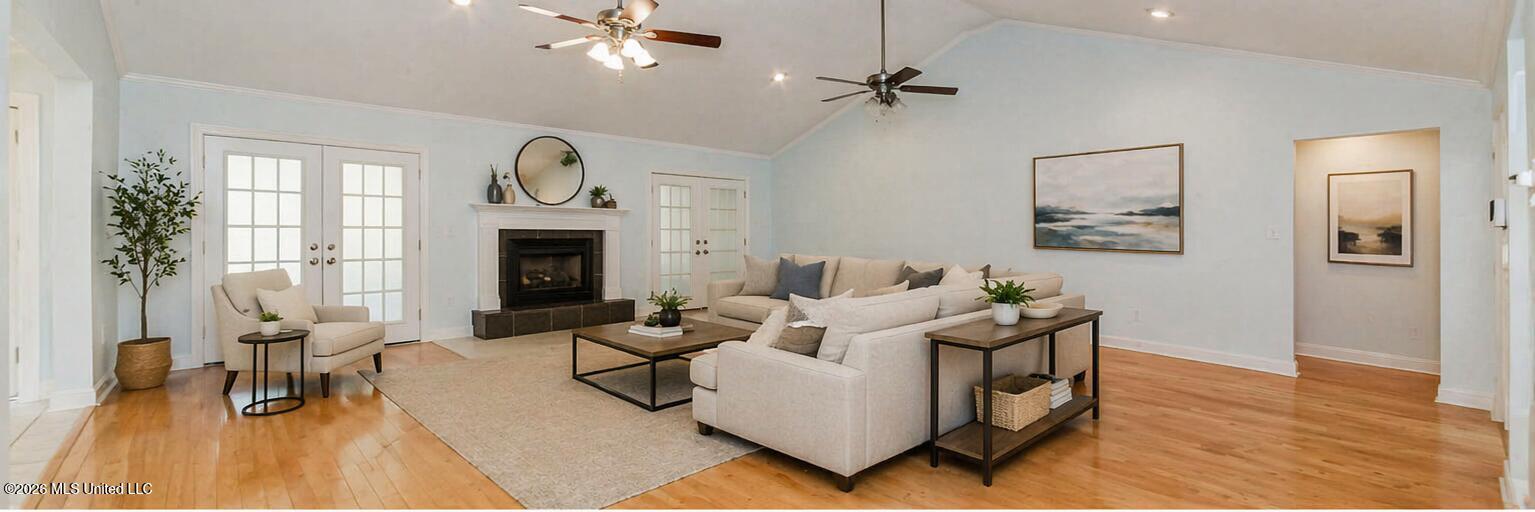 Image 2: living_room_staged