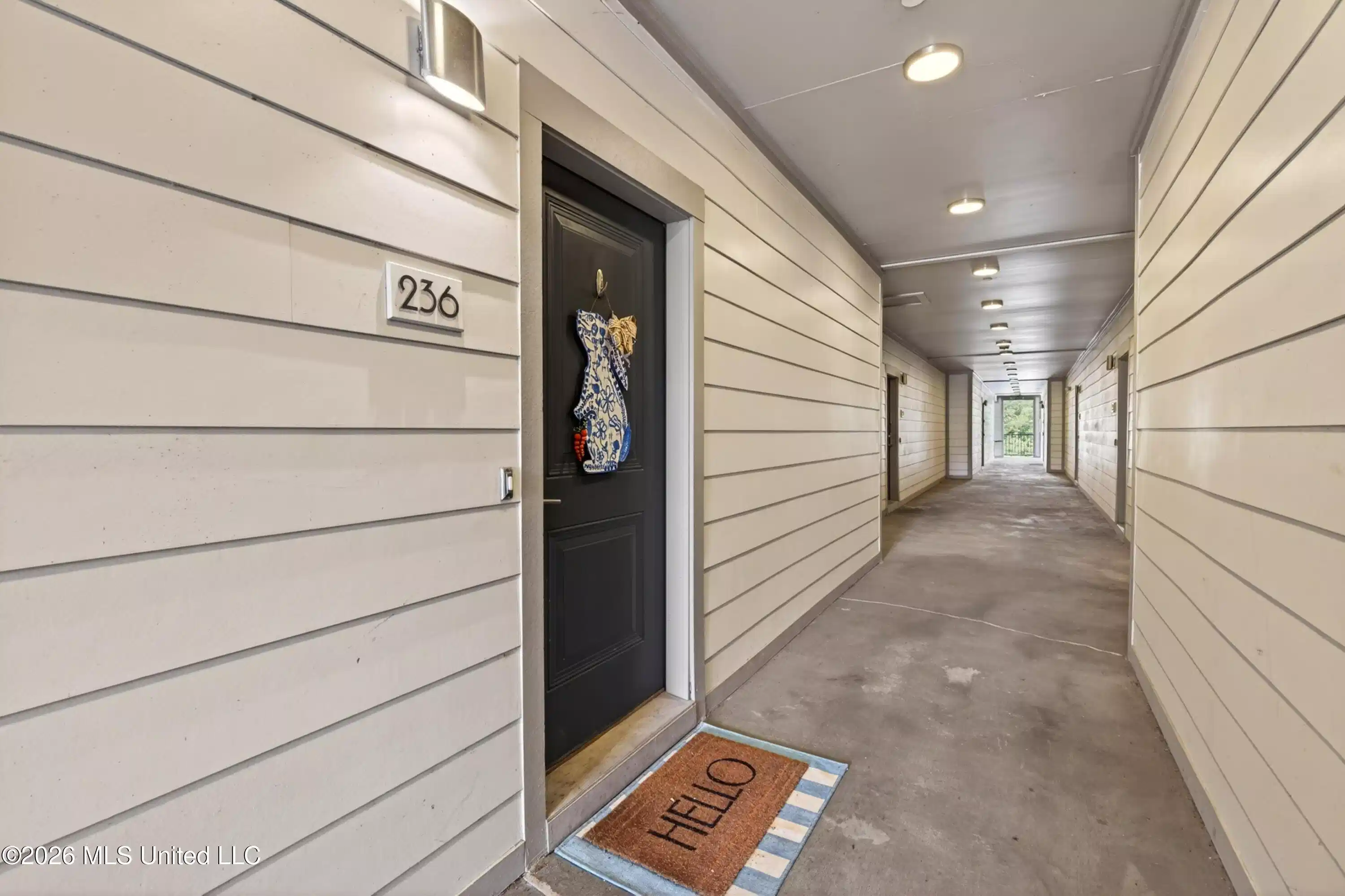 Image 1: InletCondominiums236-1