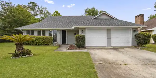 2093 Carolwood Drive