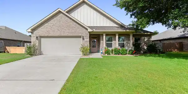 6505 Sugarcane Circle