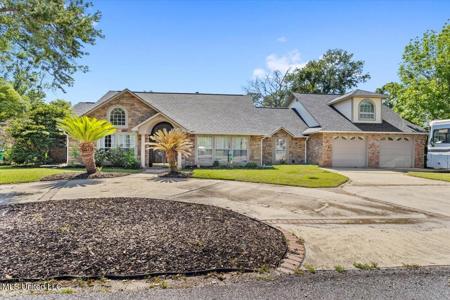 6313 Hermosa Drive
