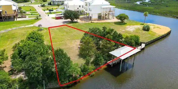 Image 4: 043-056DJI_0038_m