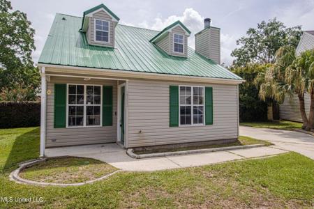 2393 Skylark Cove
