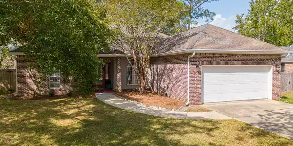 1173 Glendale Place