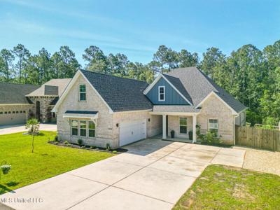 85014 Diamondhead Lakes Boulevard