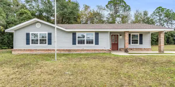 105 Bouslog Street