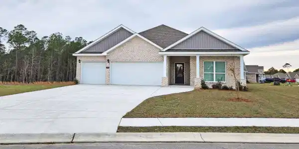 7695 Lorikeet Cove