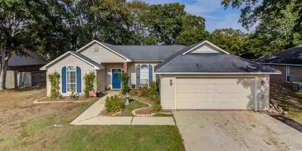 7032 Oakhurst Drive