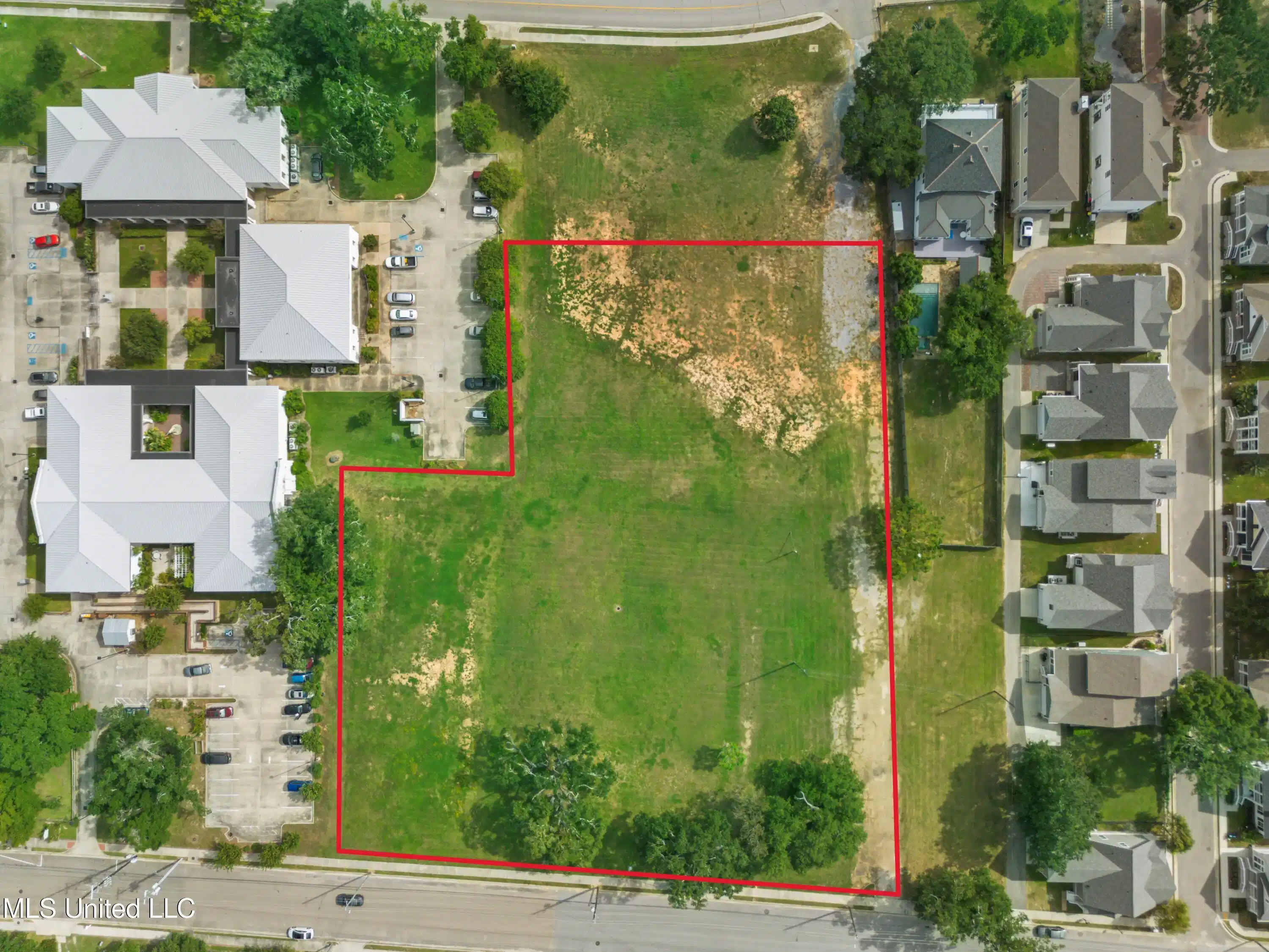 Image 1: Aerial photo of lot