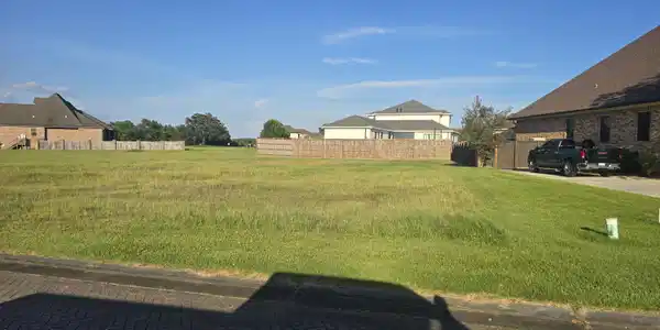 406 Goose Pointe Boulevard