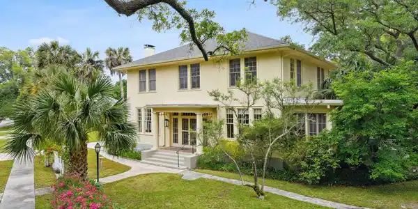 110 Wisteria Drive