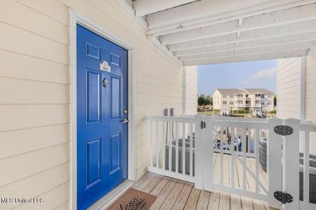 2421 Beachview Drive