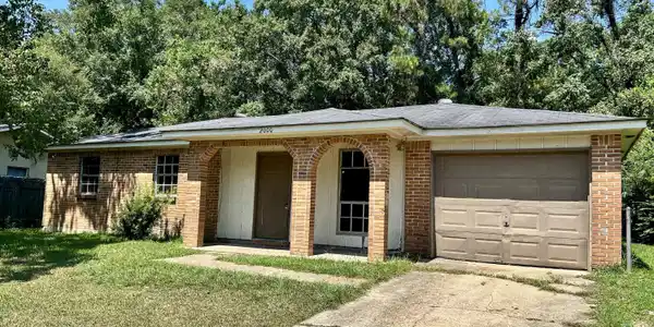 2000 Carol Drive
