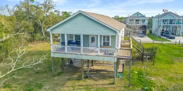 600 5th Street