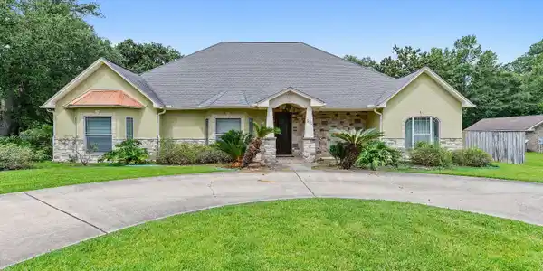 939 S Campbell Drive