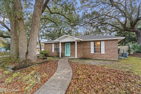 122 Shady Grove Avenue