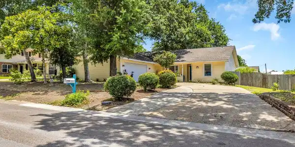 109 Palm Avenue