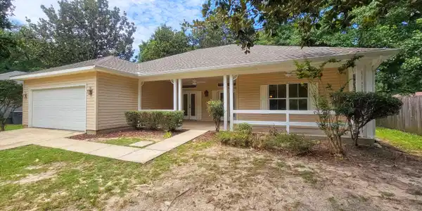 9508 Live Oak Avenue