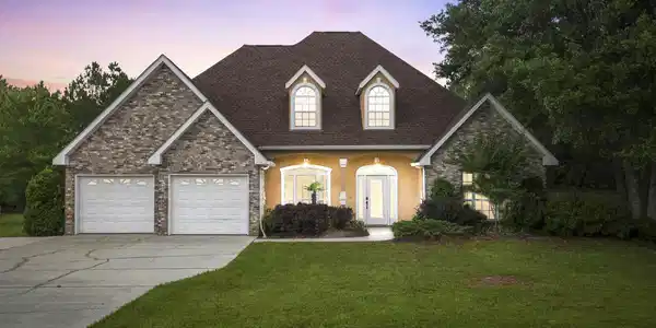 1817 Shelby Lane