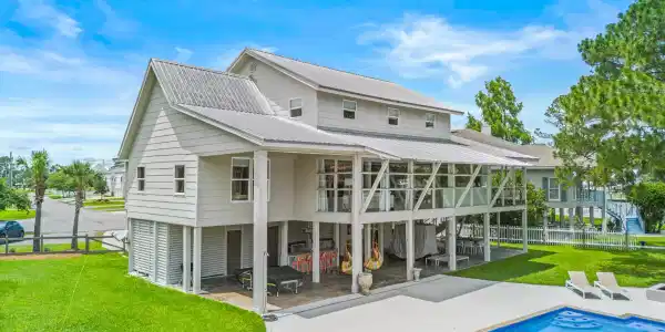18 Golf View Drive