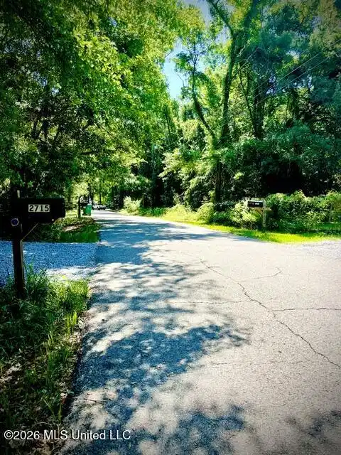 Image 1: THIS COULD BE YOUR DRIVEWAY!