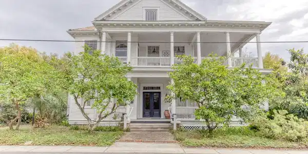 122 Morrison Avenue