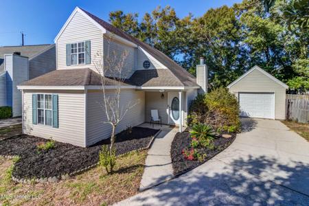 1752 James Buchanan Drive