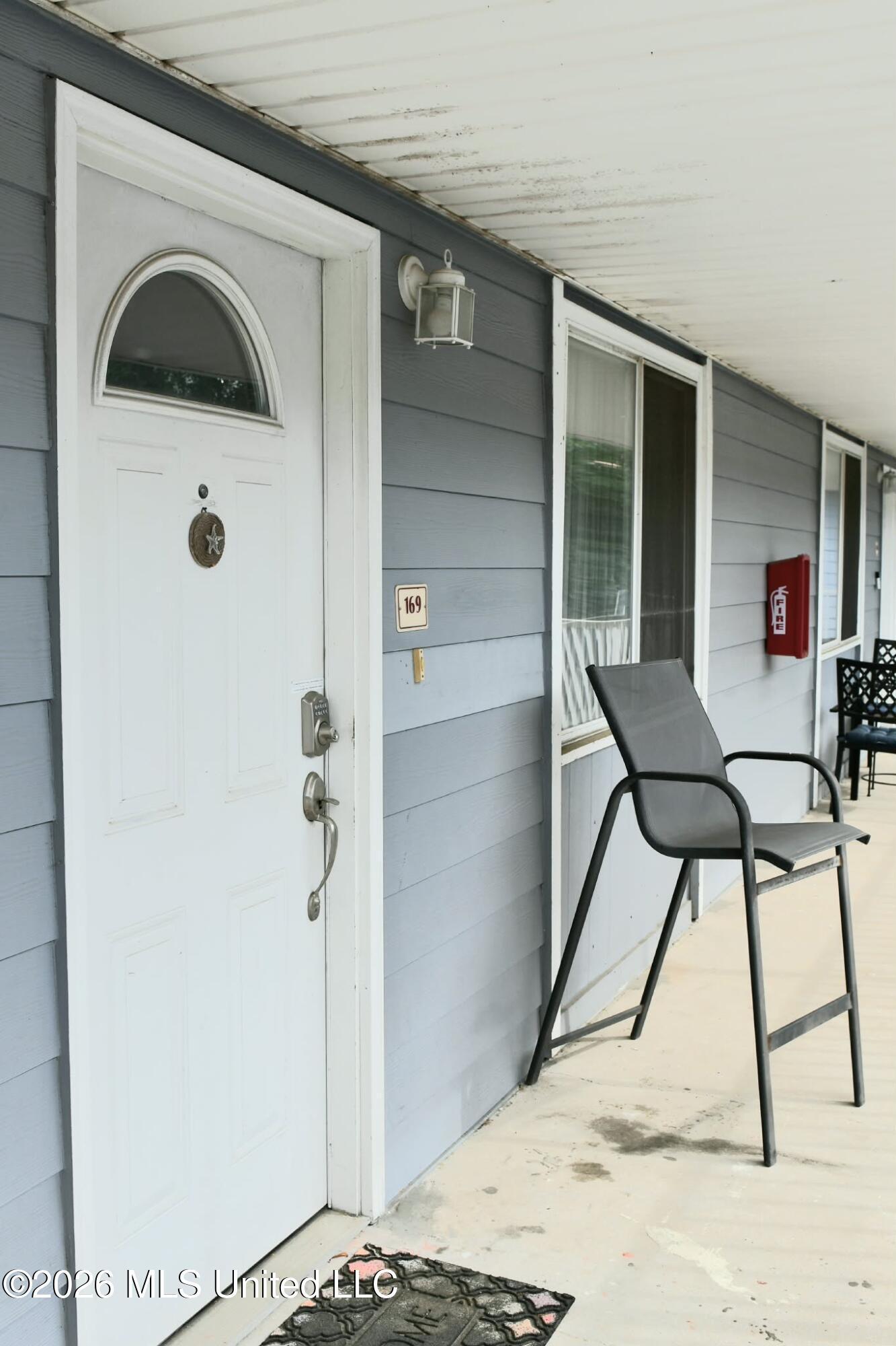 Image 1: front