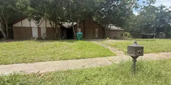 145 Linnet Drive