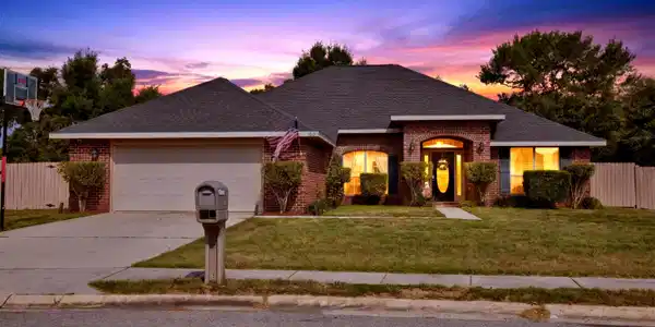 Image 2: 160SaltmeadowCir-1