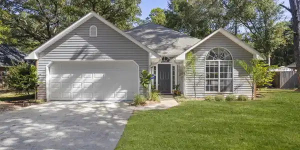 1620 Beachview Drive