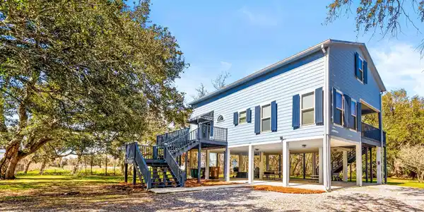 323 E Second Street