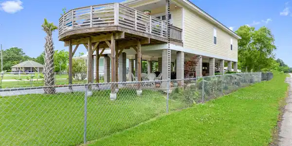 16114 Race Track Road