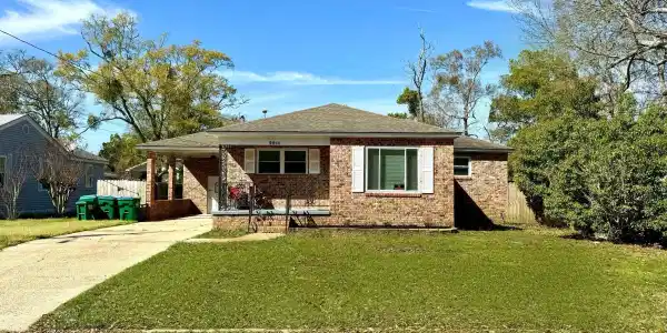 2211 Tyler Avenue
