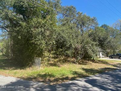 8724 Barnacle Boulevard