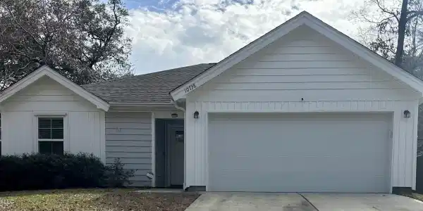 10738 Lilinoe Way