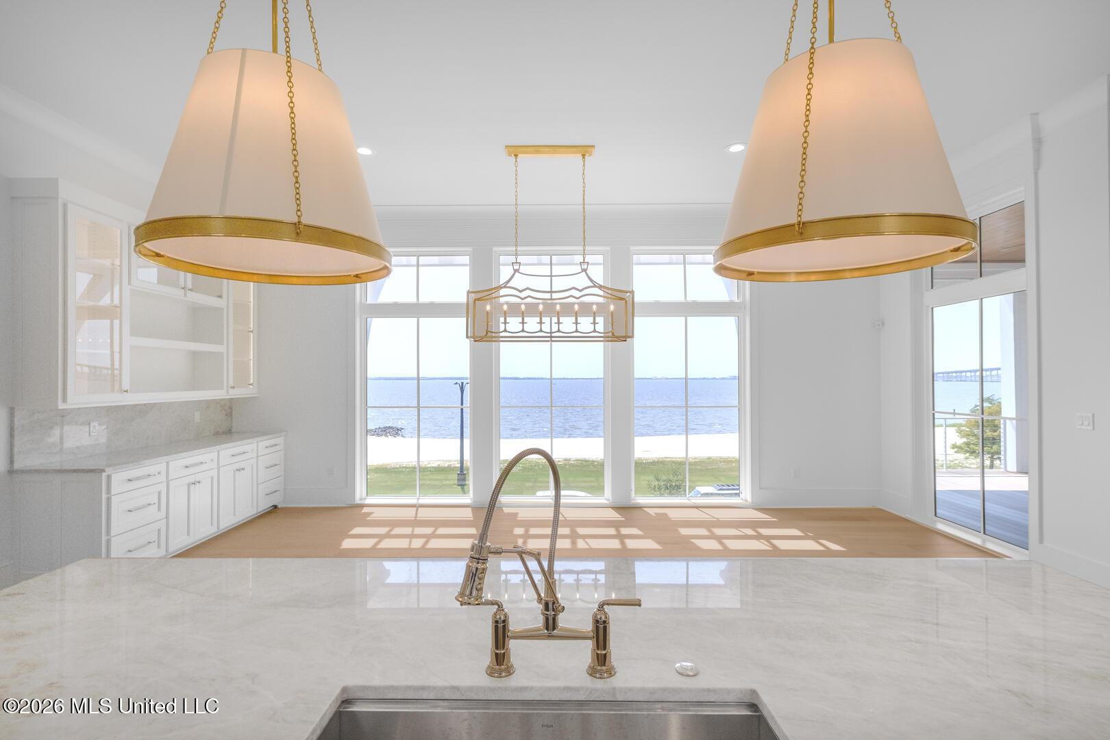 Image 2: Custom Kitchen