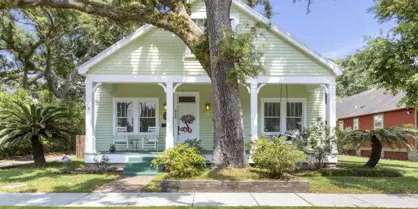 212 Seal Avenue