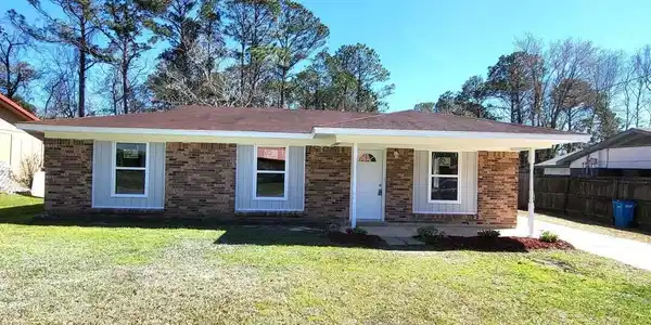 7212 Apple Drive