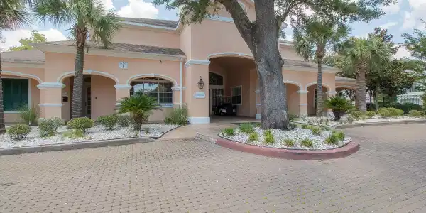 2252 Beach Drive