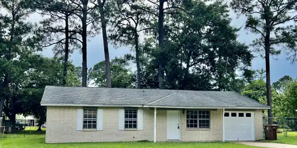 15 Cottonwood Court