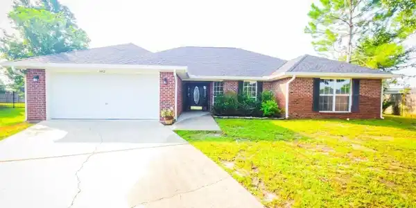 3412 Hermitage Court