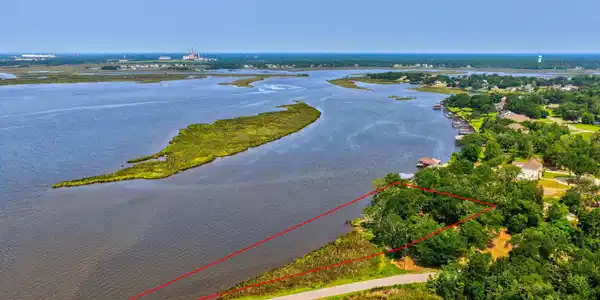 Image 4: CausewayLot-22