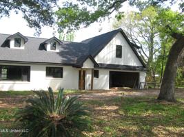 9329 Ridgeview Drive