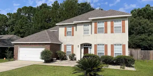 883 Brentwood Drive