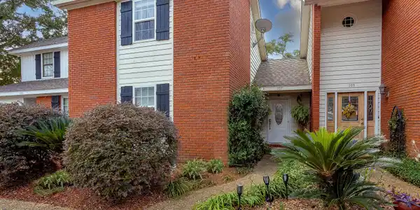 107 Sunridge Park