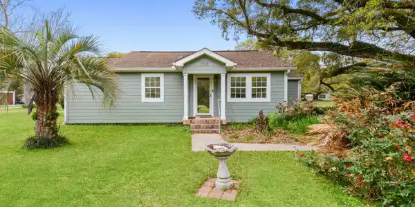8501 Pointe Aux Chenes Road